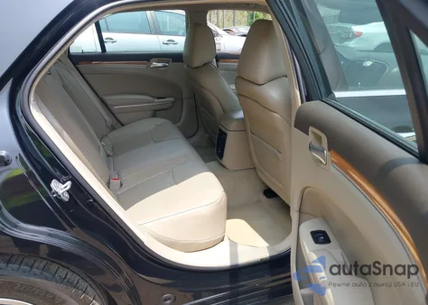 2013 Chrysler 300C from USA, damaged, VIN 2C3CCAEG9DH632498